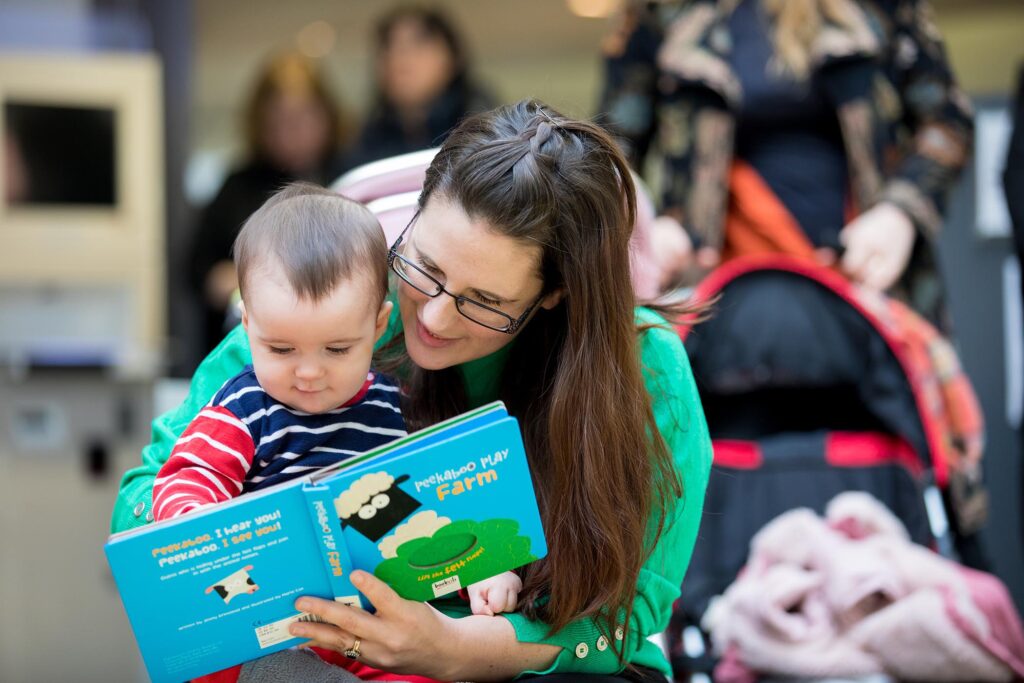 Dolly Parton Free Book Scheme