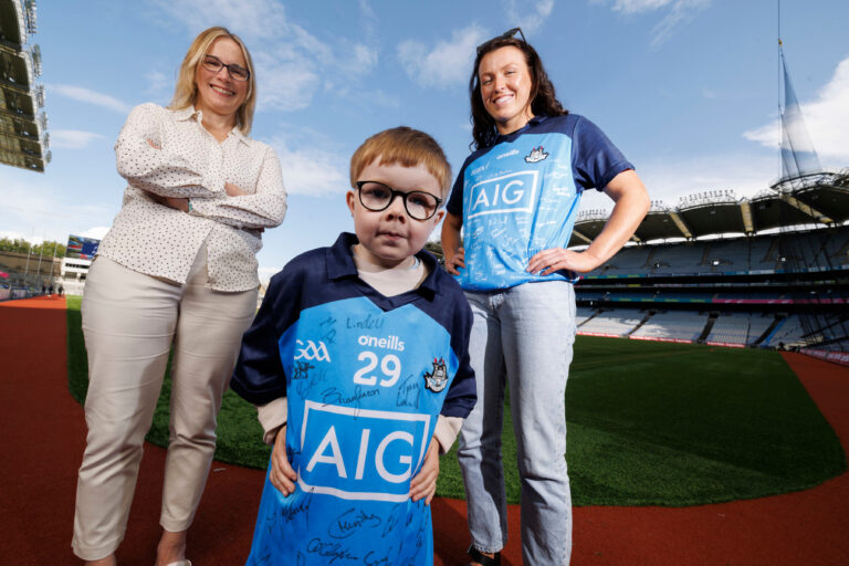Dublin Ladies Vice-Captain, Leah Caffrey joined six-year-old Noah and Suzanne O’Neill, Partner at RSM Ireland